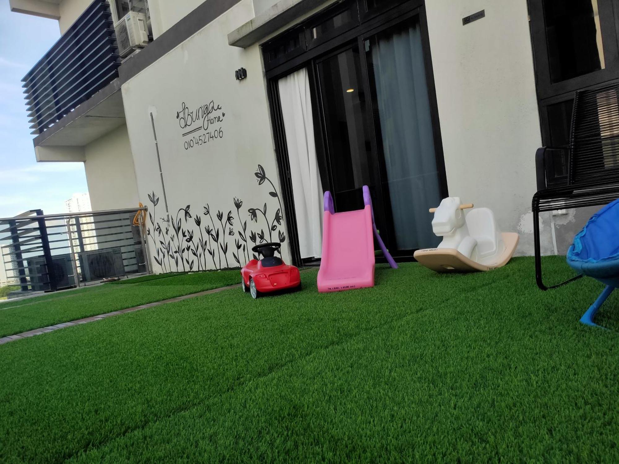 D Bunga مسلم Homestay Pool View Legoland Nusajaya Nusajaya  Exteriör bild