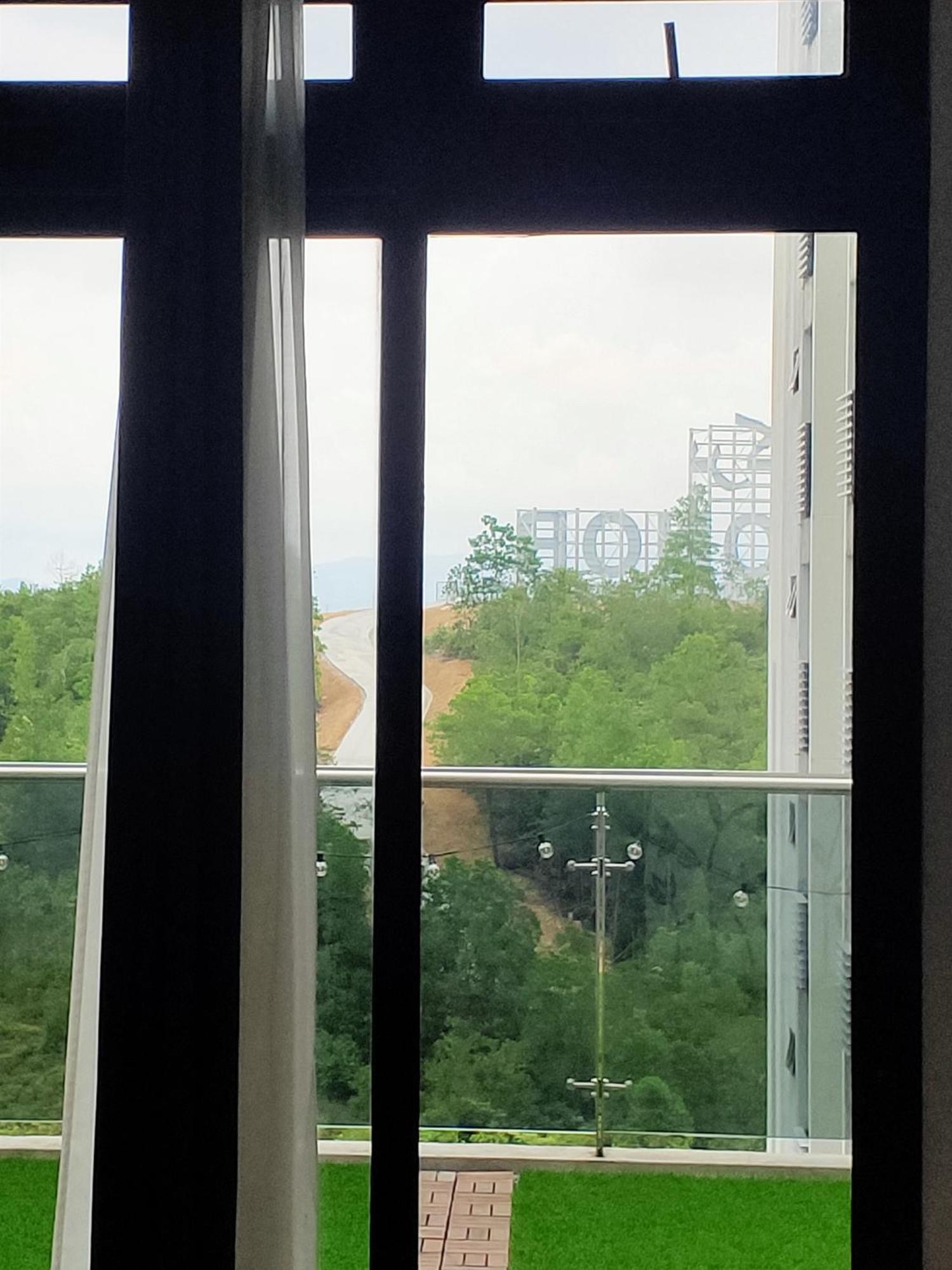 D Bunga مسلم Homestay Pool View Legoland Nusajaya Nusajaya  Exteriör bild